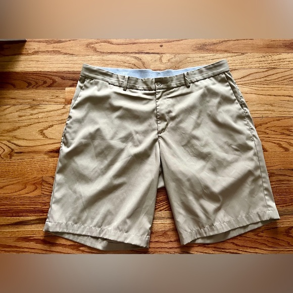 Nike Other - Nike Golf Standard Fit Dri-Fit khaki flat front shorts mens size 38